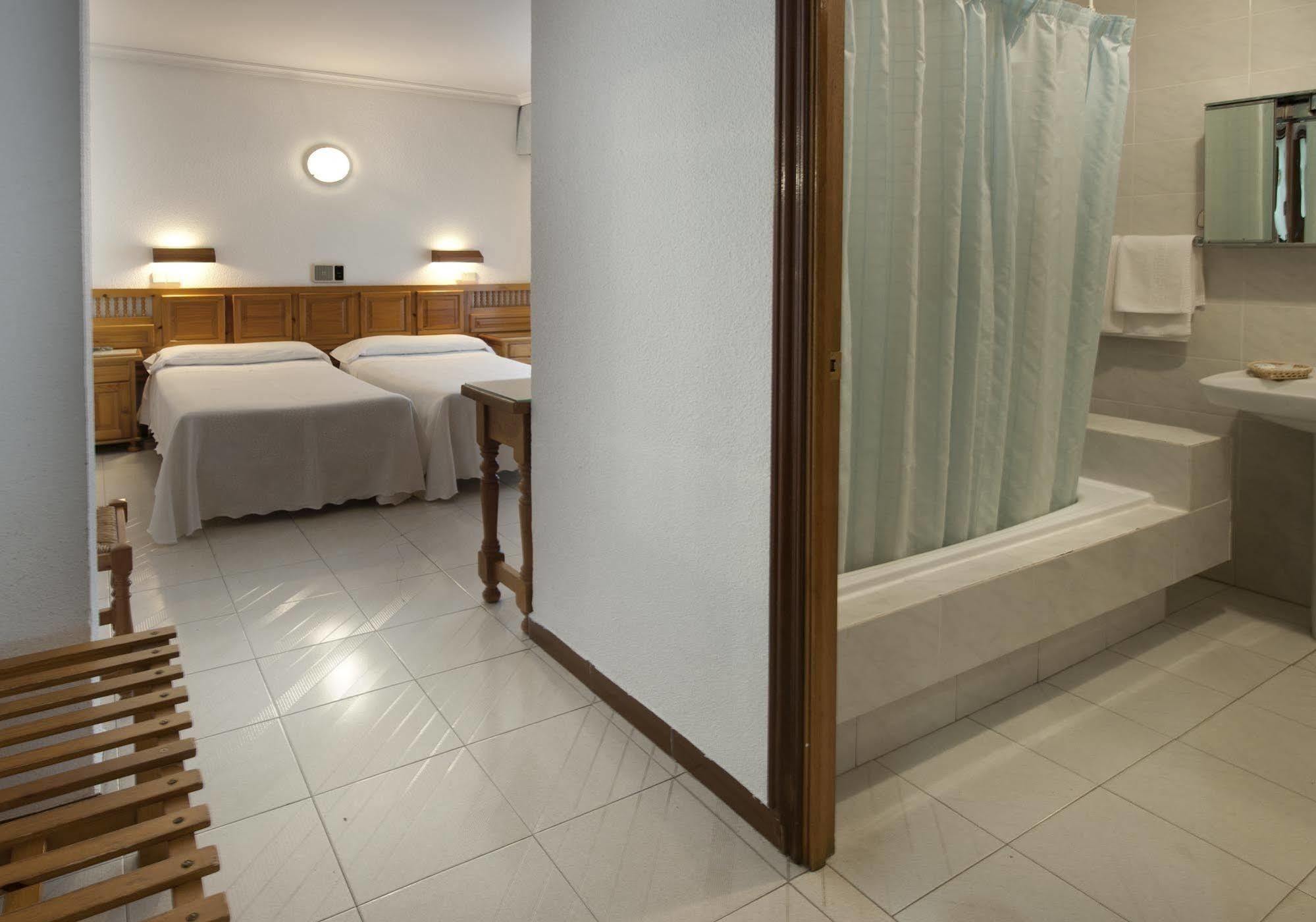 Martin Hotel
